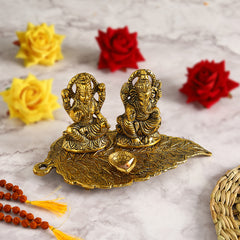 Ganesh Laxmi Sitting on Peepal Diya Lamp