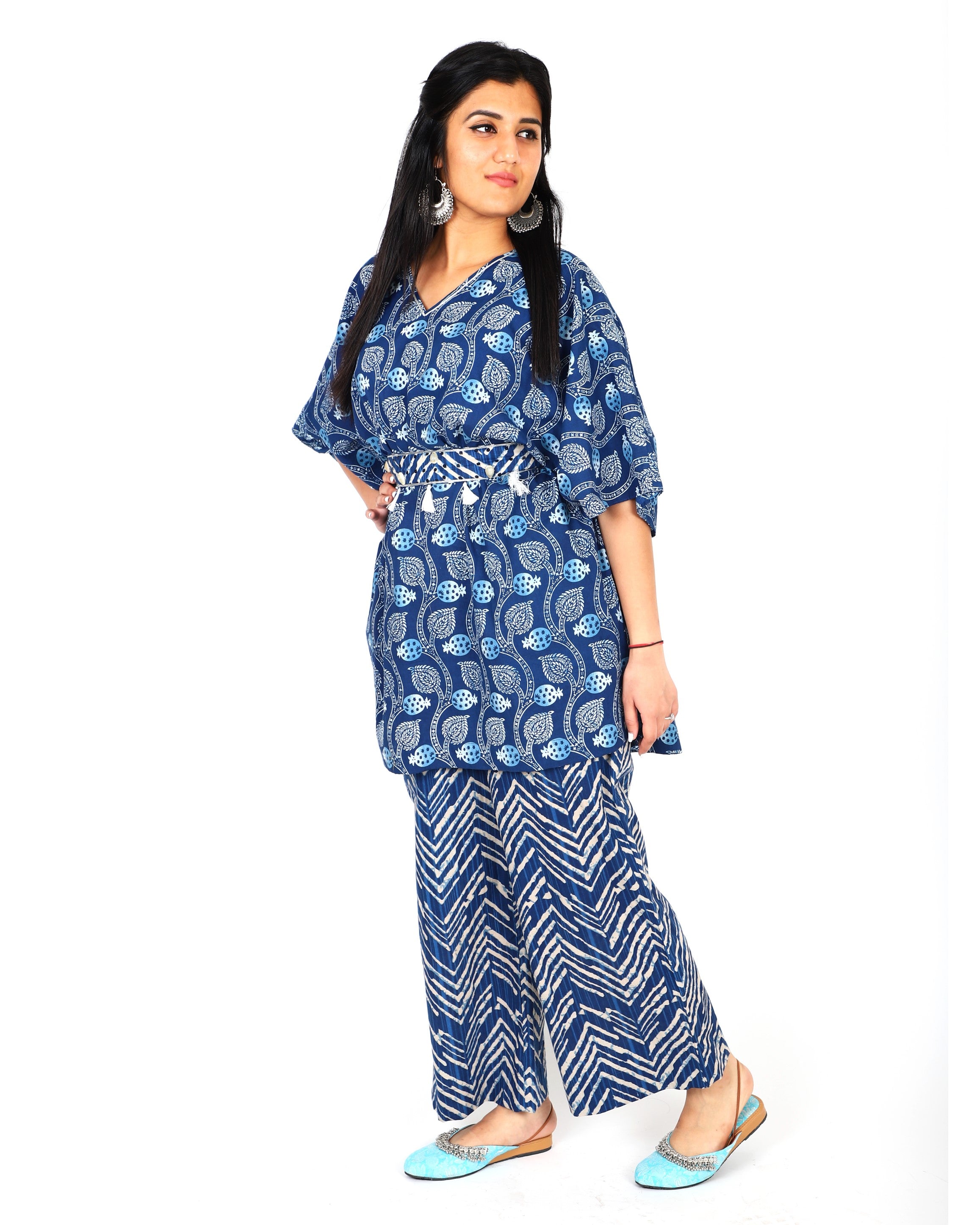 Stylishly Chic: Blue Printed Cotton Kaftan Kurta Set with Embroidered Belt