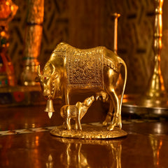 Gillette metal Golden Metal Cow and Calf Wish Fulfilling Showpiece