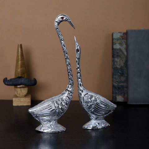 Home Decor Brass White Metal Beautiful Swan Pair Statue Decorative Showpiece